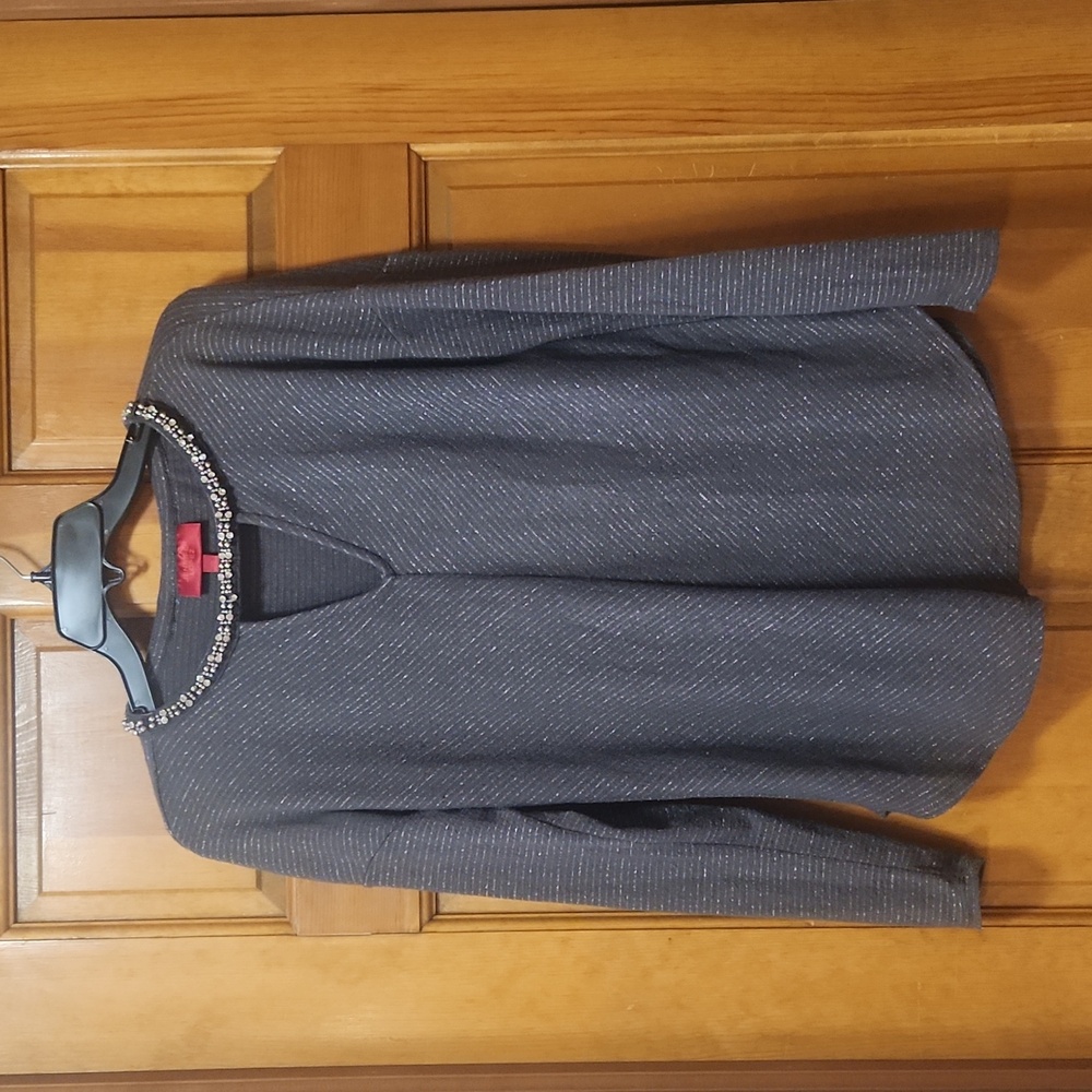 Jennifer Lopez Gray/Silver Women's Size XS Blouse, GUC